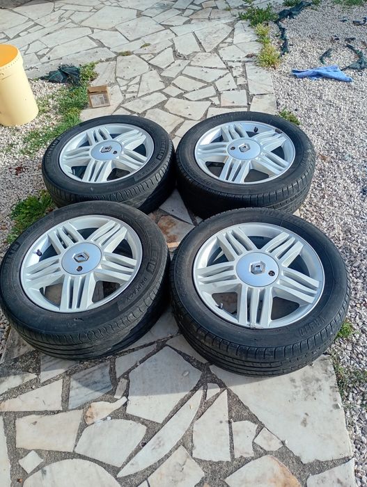 Rodas renalt megane