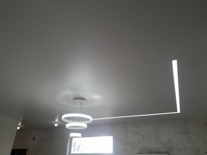 Натяжні стелі преміум клас.