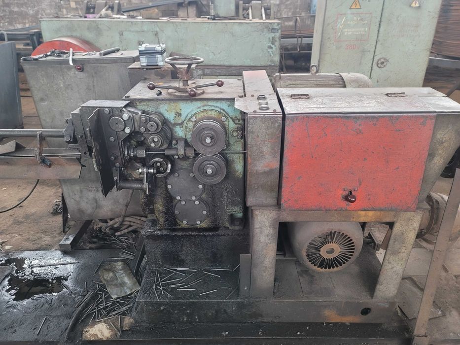 Продам правильно-отрезной станок И6119