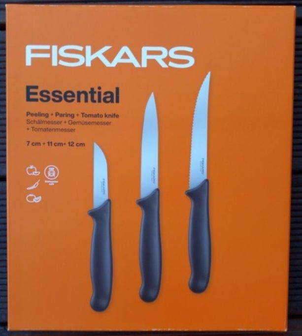 zestaw noży kuchennych fiskars