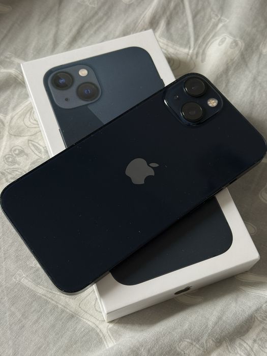 iPhone 13 128GB Midnight Pudełko + Etui