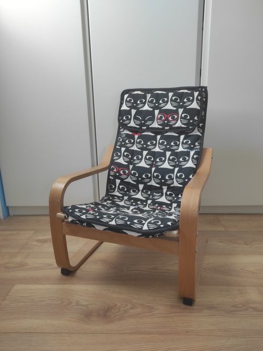 Cadeira IKEA  poang criança