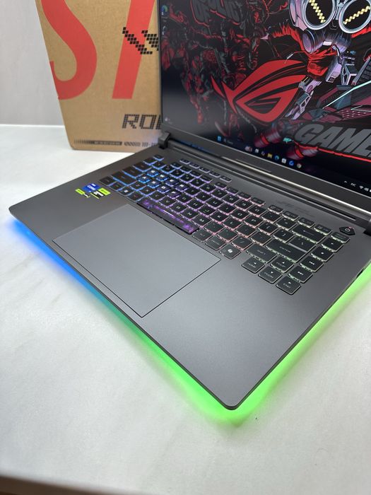 Інровий ноутбук Asus Rog Strix G16/i7-14650Hx/Rtx 5060/16ram/1tb ssd