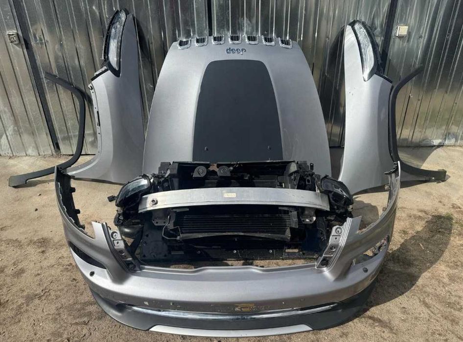 Бампер Jeep Cherokee KL Джип Чероки Черокі Запчастини Четверть КЛ