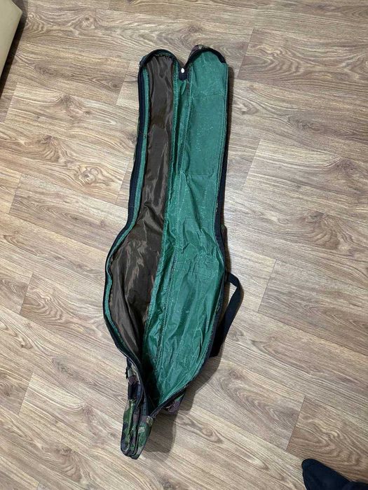 Продам чехол для удилищ Okuma 130 см в хорошем состоянии.