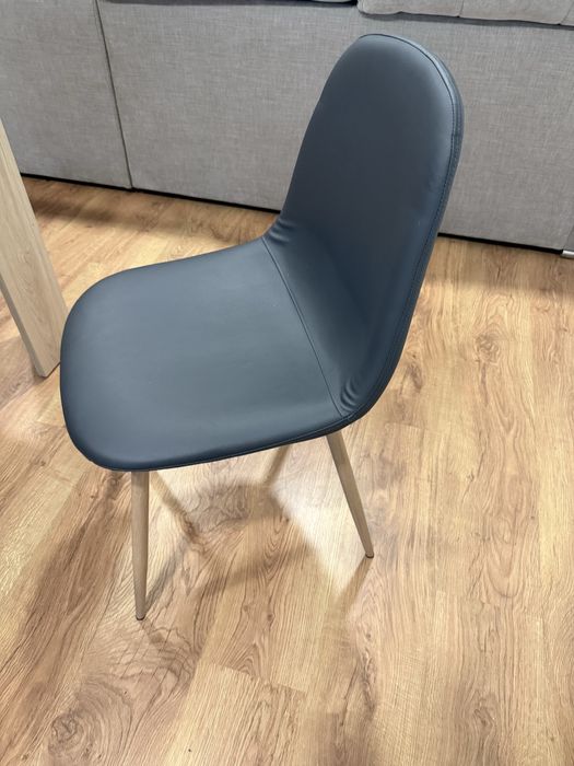 Conjunta mesa extensivel + 4 cadeiras URGENTE