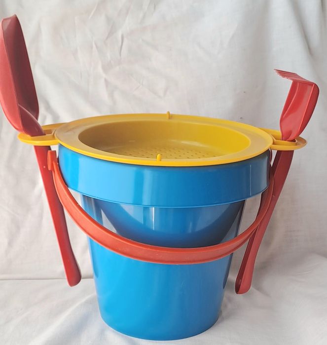 Baldinho de praia com acessórios