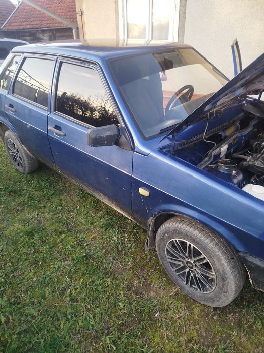 Продам ваз 21099і