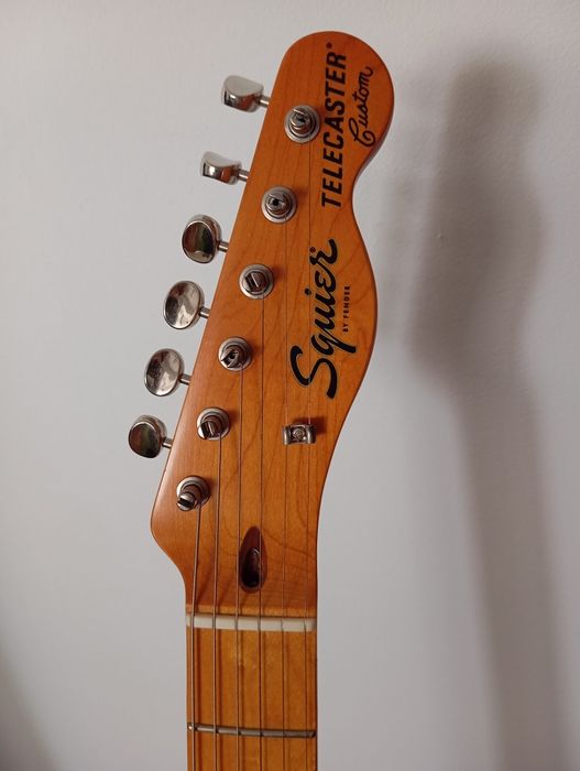Guitarra Squier Classic Vibe 70's Custom