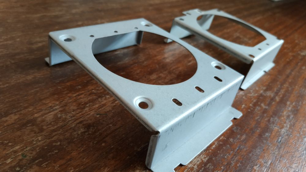 Крепления для HDD. SSD и кулера 80х80 мм. или обмен