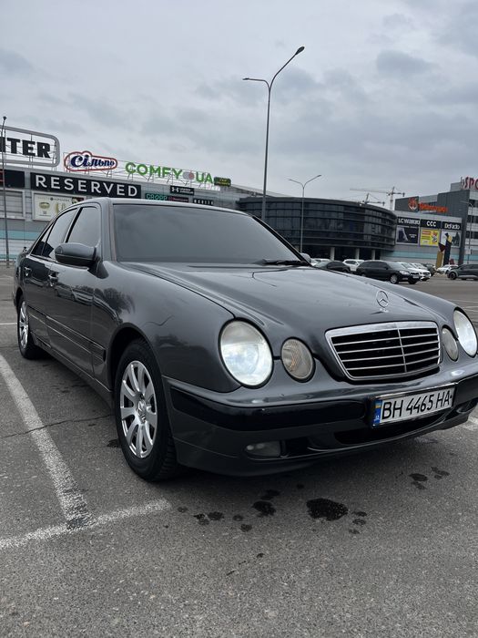 Продам власний Mercedes w210