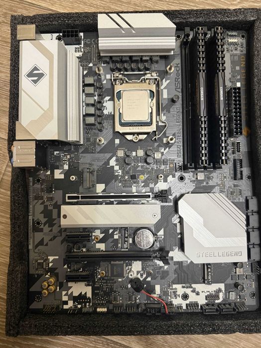 Продам комплект: ASROCK B560, i7-11700F, CORSAIR DDR4 3200MHz