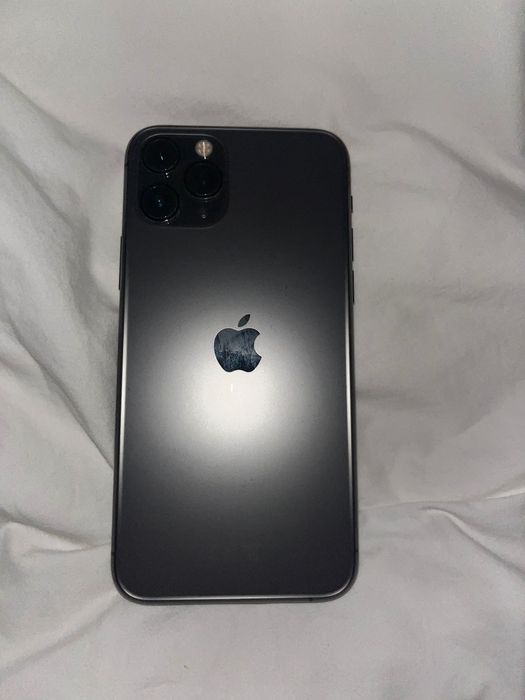 iPhone 11 Pro excelente estado, sempre usado com película e capa.