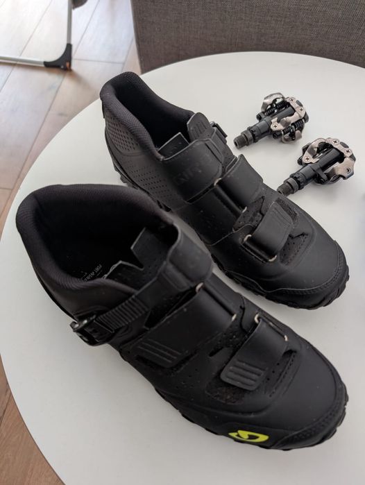 Buty Giro Division roz 42 +gratis spd