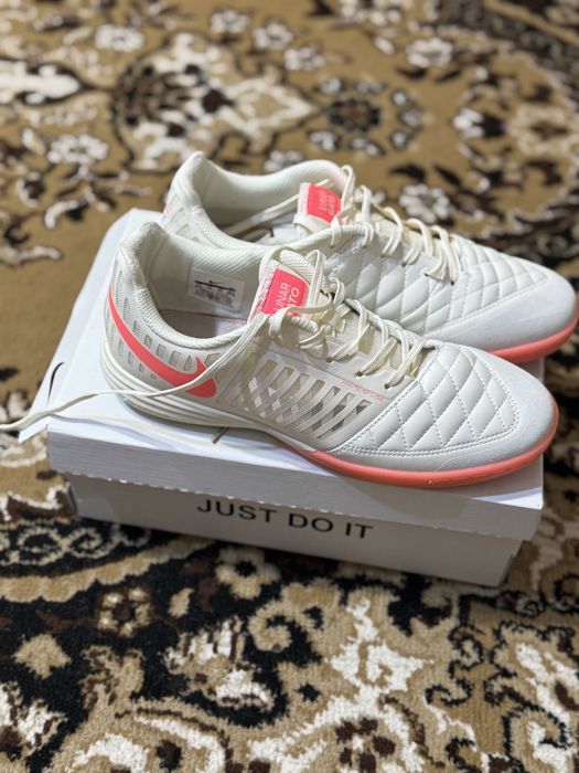 Футзалки Nike Lunar Gato