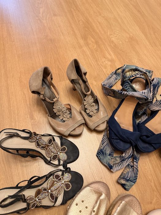 Lote de Sapatos a venda