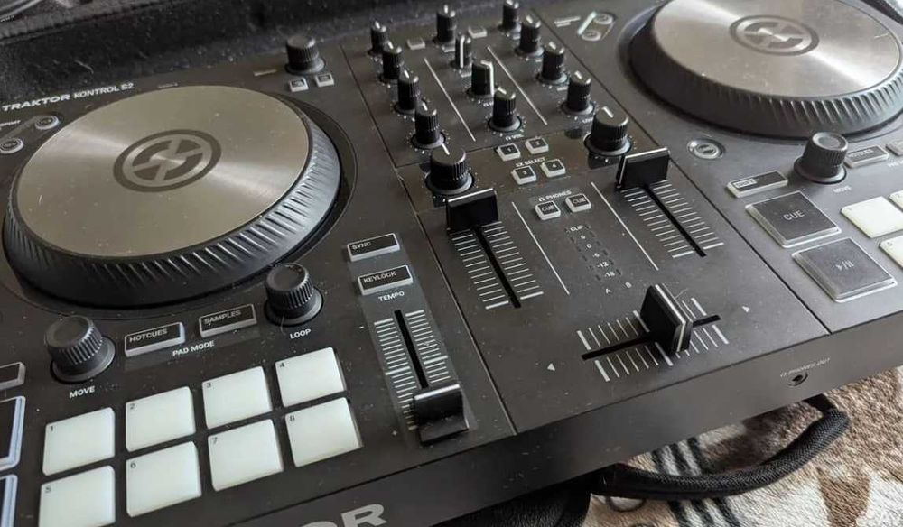 DJ Traktor Kontrol S2 MK3