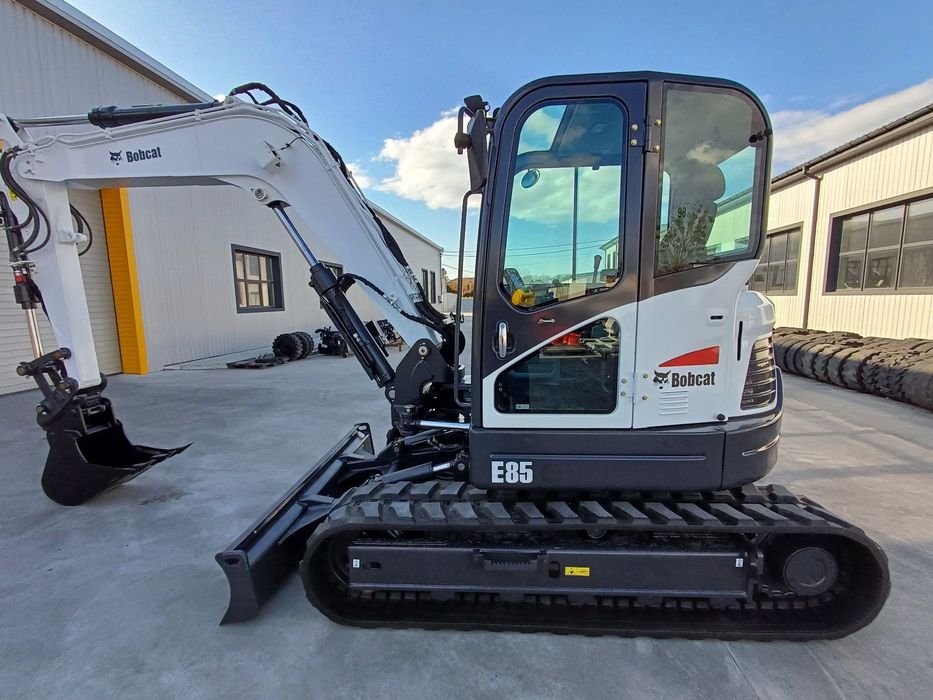 Экскаватор Bobcat E85
