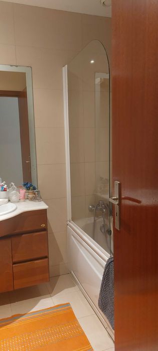 Apartamento T2 em Valadares