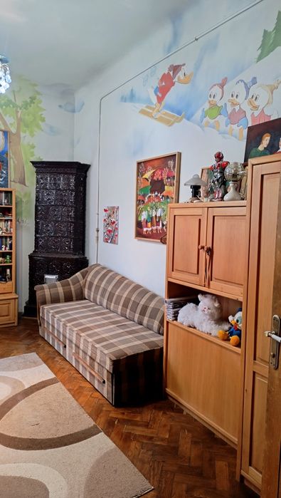 Продається 4 км квартира ( 132,3м.) навпроти облдержадміністрації