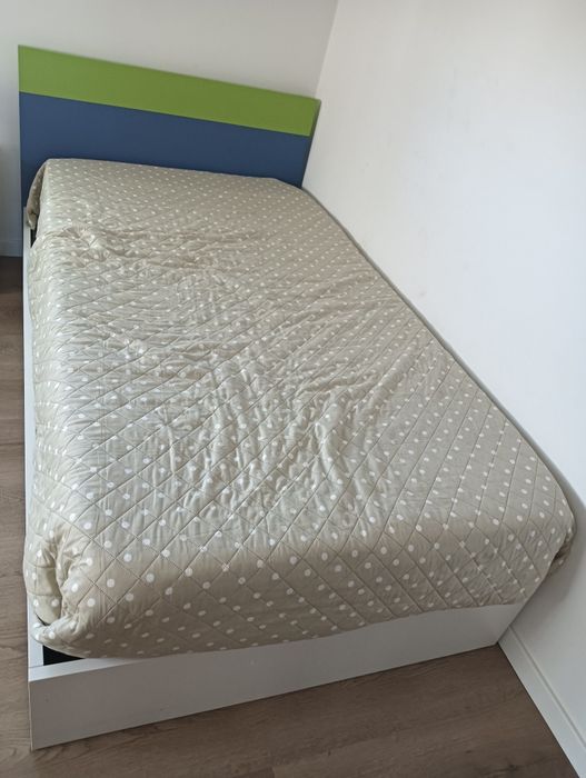Cama de solteiro