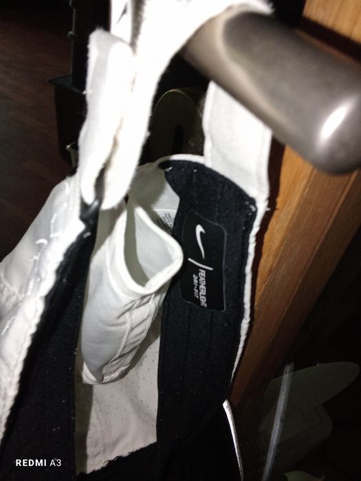 Boné nike novo em excelente estado