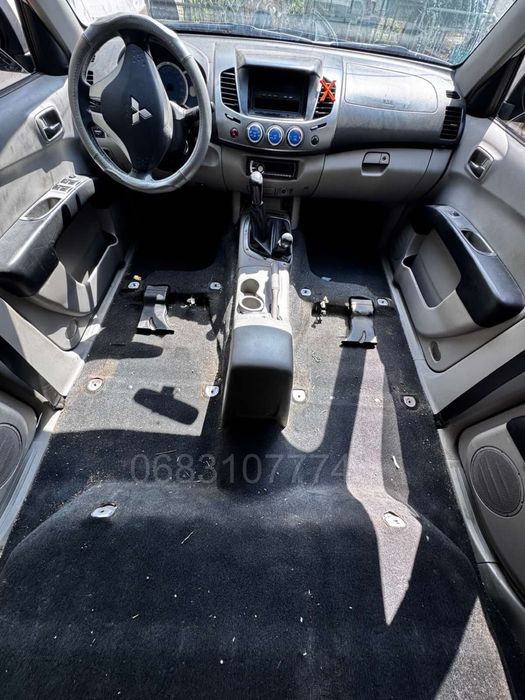 Химчистка мягкой мебели,ковров,салона авто с разбором,диванов,матрасов