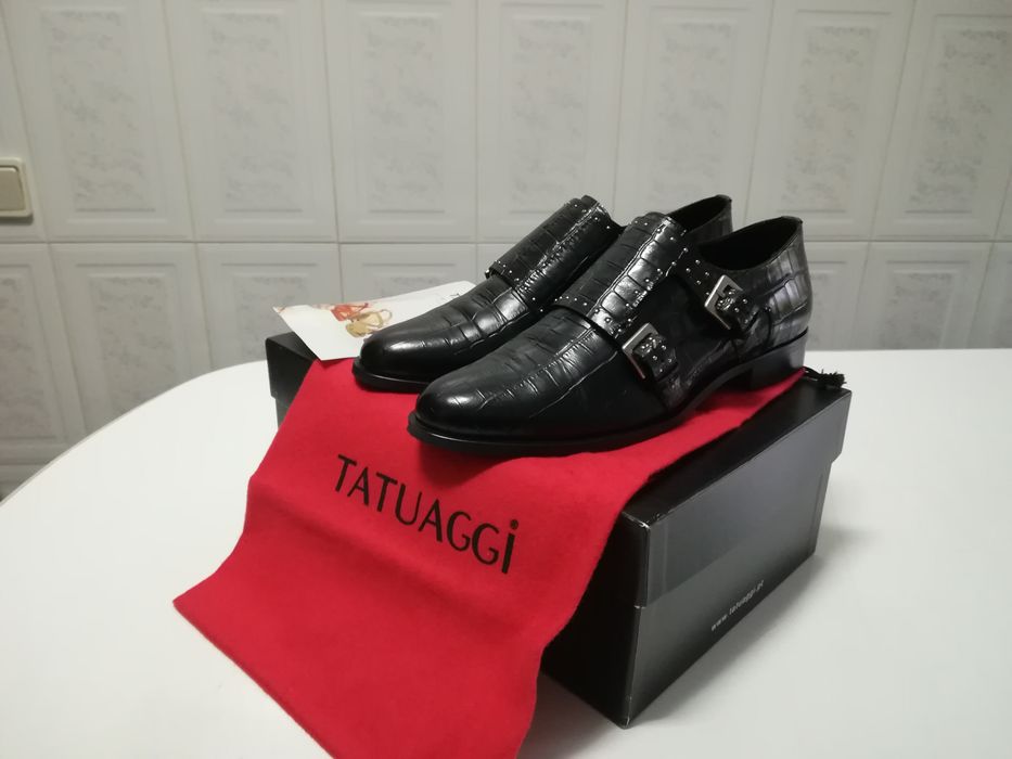 Vendo sapatos de senhora.