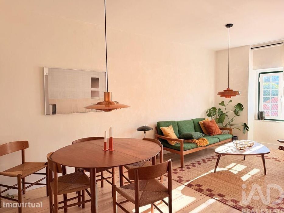 Apartamento T2 em Misericórdia de 62,2 m2