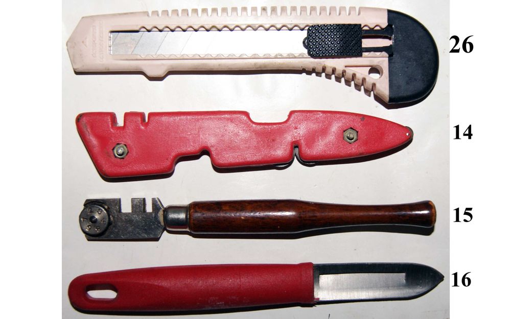 Набор бу Инструмент Отвёртка Крепеж Шланг Ножницы Циркуль Весы Ножовка