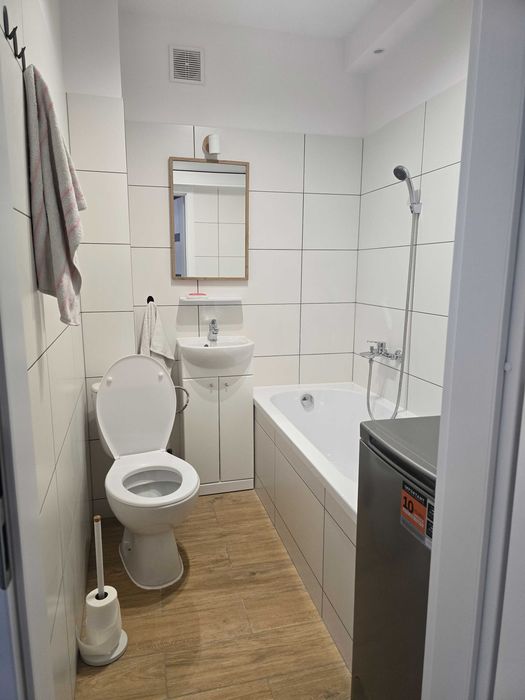 Mieszkanie świeżo po remoncie, 3 pokoje - Widok 4