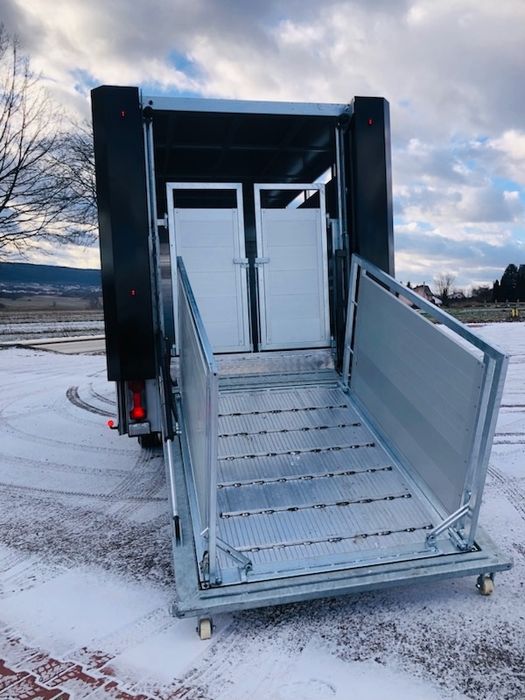 Sprzedam nową zabudowe do żywca