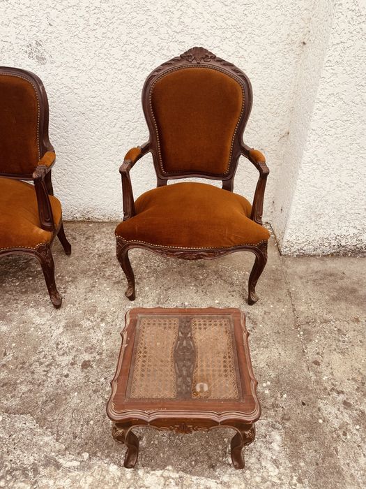 Cadeirão, Poltronas e mesas de Centro Luís XV