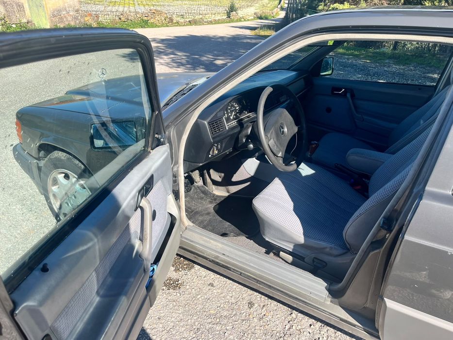 Mercedes Benz 2.5 diesel 1995 foto 4