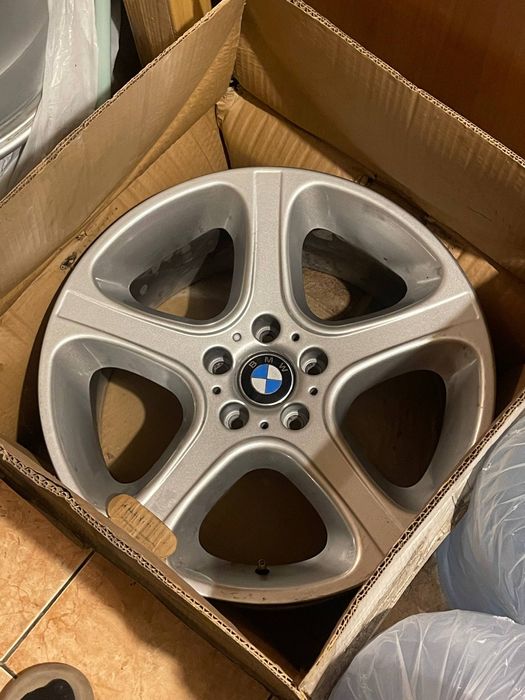 Диски на BMW X5 разноширокие