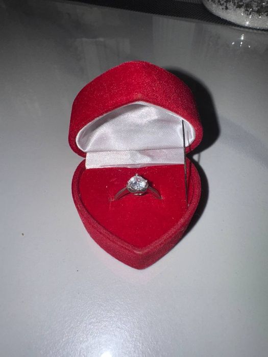 Срібна каблучка 925 проби