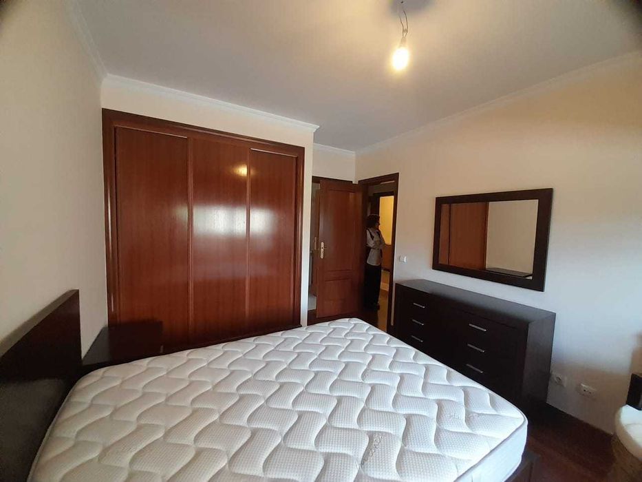 Aluga-se Apartamento T2 com Lugar Garagem e Arrecadação