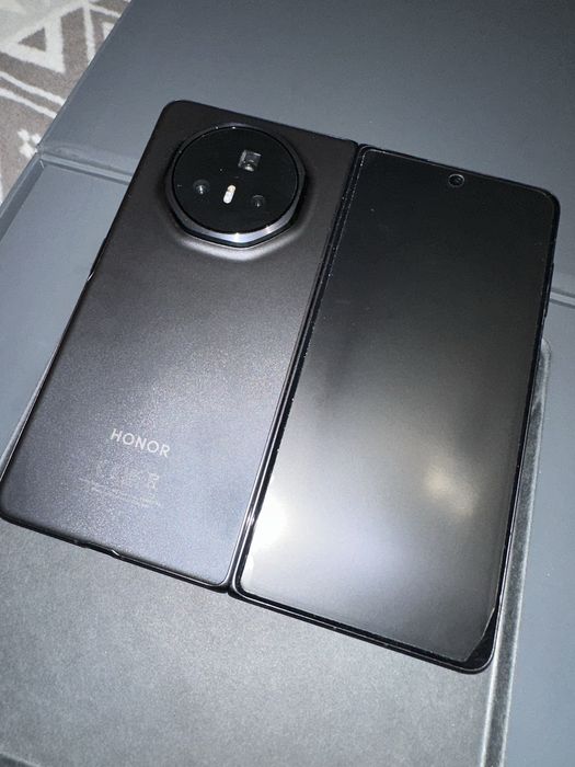 Honor Magic V3 stan idealny