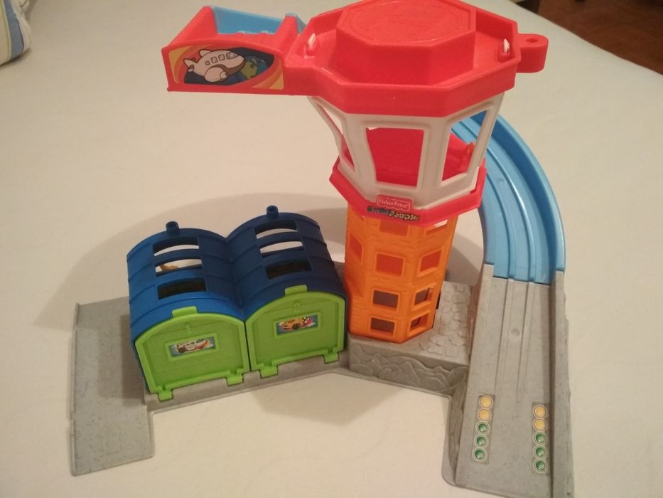 Little People Fisher Price lotnisko