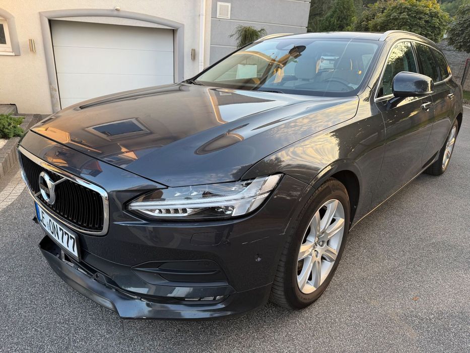 Volvo V90 ~~ Sprowadzony z Niemiec ~~ Delikatnie uszkodzony~~