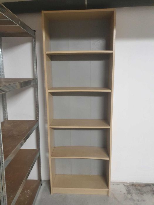 Armário estante em madeira com 5 prateleiras (para desocupar)