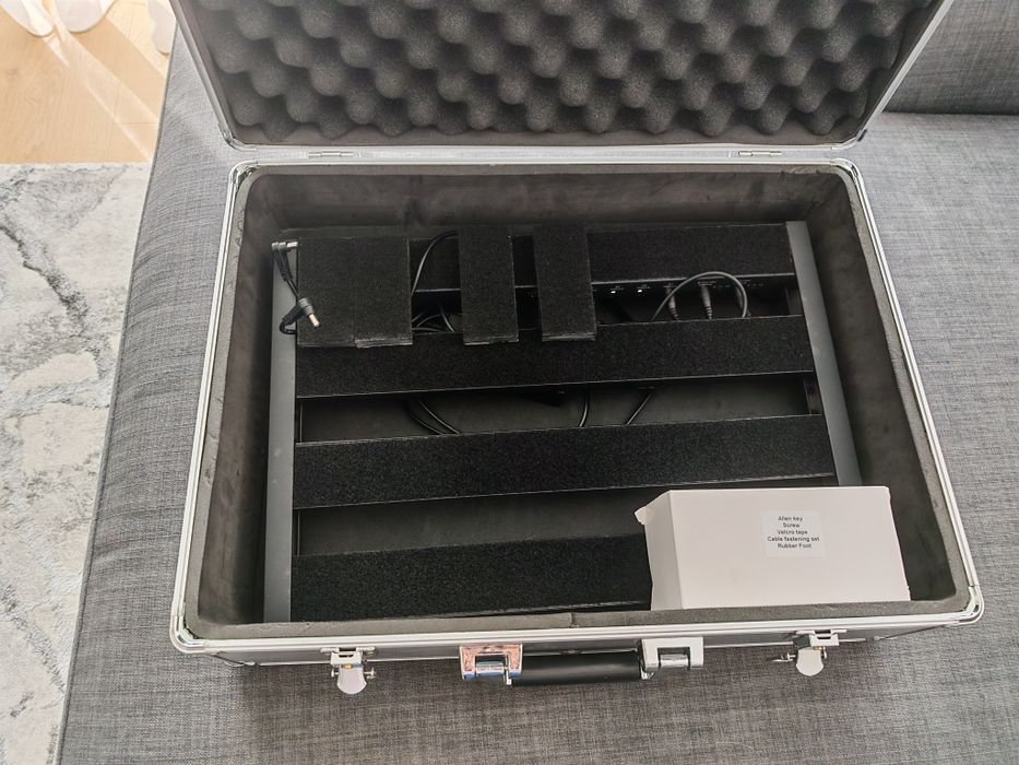 Pedalboard Harley benton spaceship power 40C