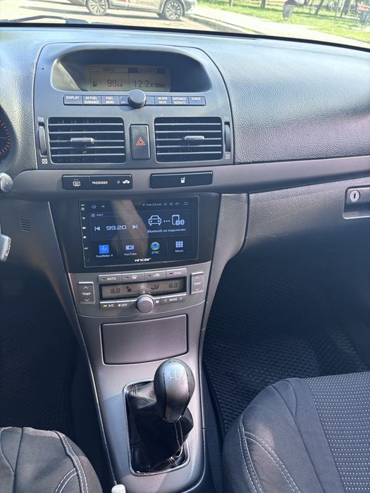 Toyota avensis 2.0