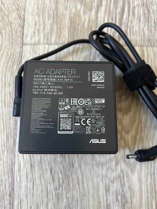 Блок живлення для ноутбука Asus 90W 19V 4.74A 4.0*1.35mm
