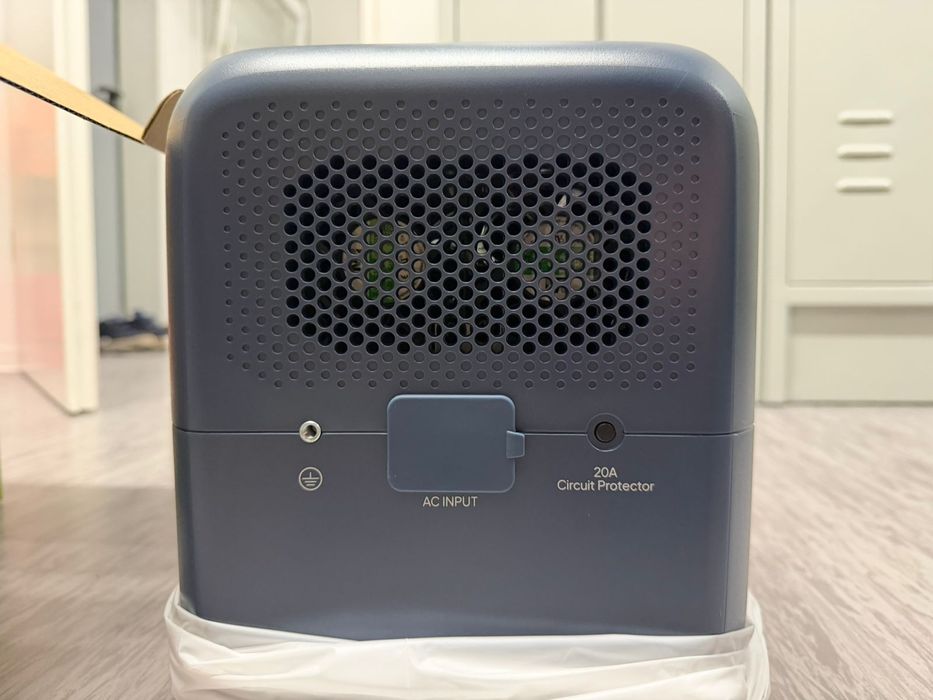 Bluetti Elite 100 V2 — портативна зарядна станція 1024Wh 1800W