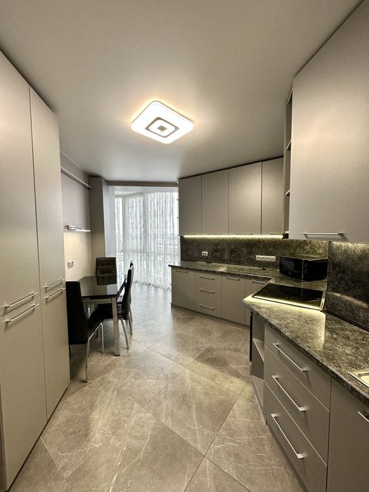 Квартира 2-кімн.з ремонтом та меблями в центрі Луцька