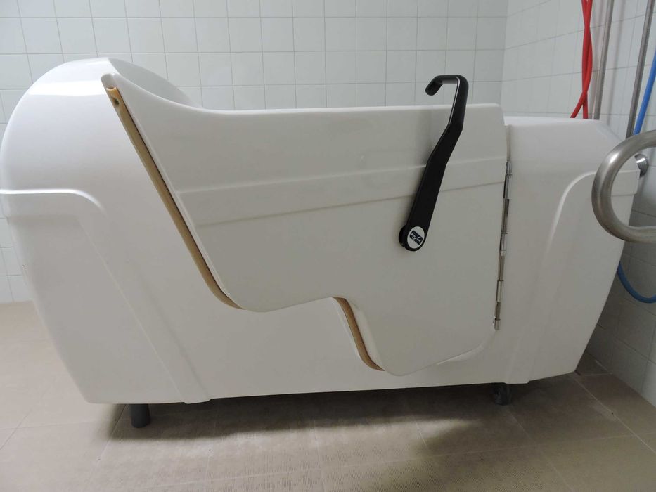 Banheira hidromassagem /estimulação