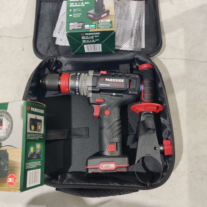 Aparafusadora Parkside performance 12v nova
