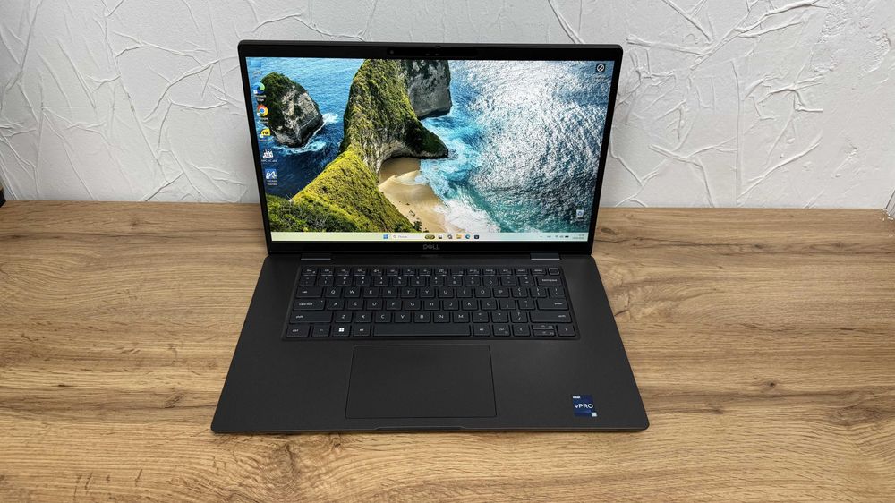 Dell Latitude 7530 — Intel Core i5-1245U, 16 ГБ RAM, 256 ГБ SSD