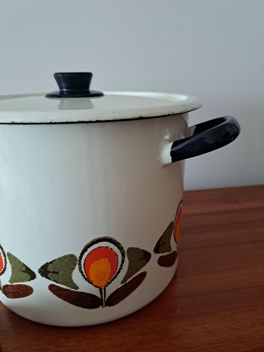 Panela em esmalte Vintage